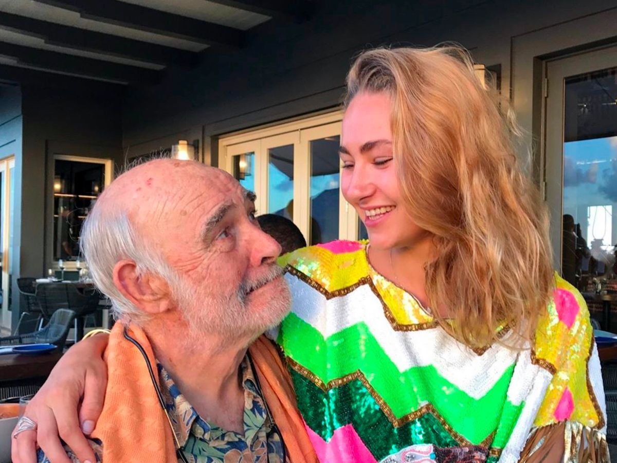 Sean Connery to be cremated in Bahamas as family pay tribute ...